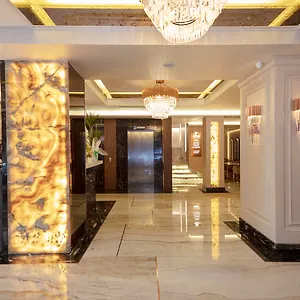 Hotel Danis